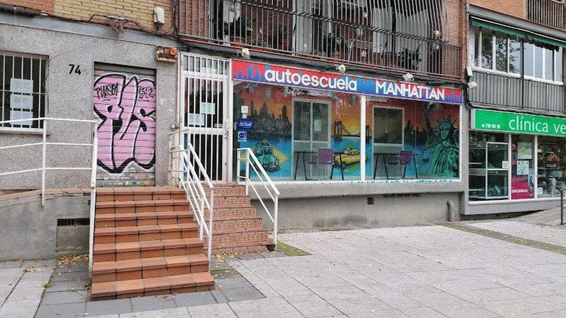 AUTOESCUELA MANHATTAN