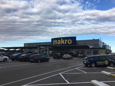 Makro
