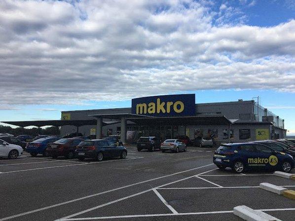 Makro