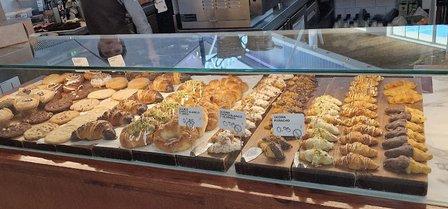 Santagloria Coffee & Bakery