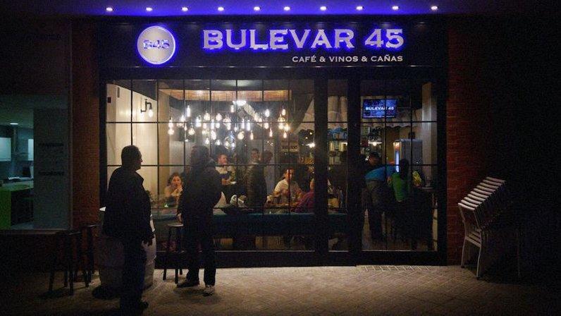 Bulevar 45 Gastro Bar