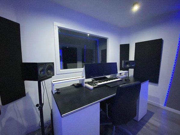 Space Moon Studios