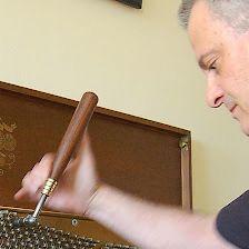 Afinador de pianos Luis Meyerhans