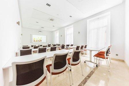 Centro de Negocios Infanta Isabel