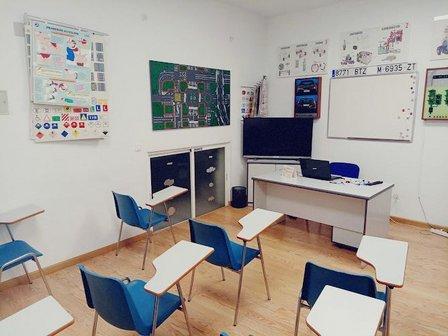 Autoescuela Lealtad