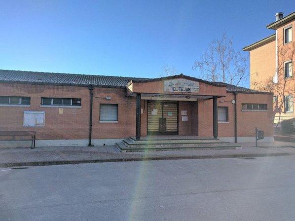 Public school El Tejar