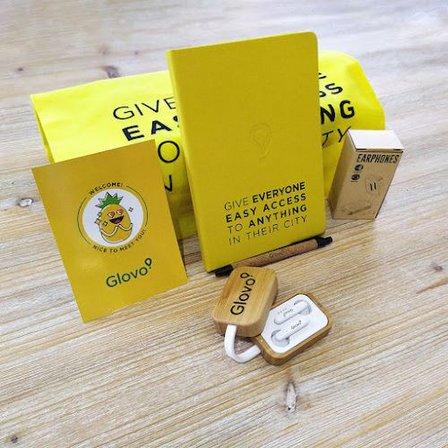 TEXTILO | Madrid | Oficina Comercial: Merchandising personalizado para Empresas, Welcome Packs para Empresas