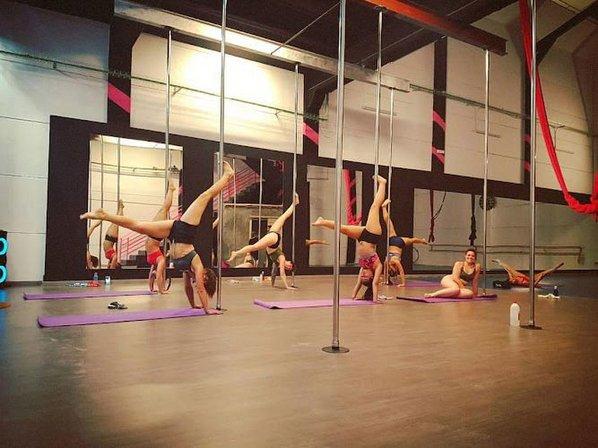 Neverland Pole & Dance
