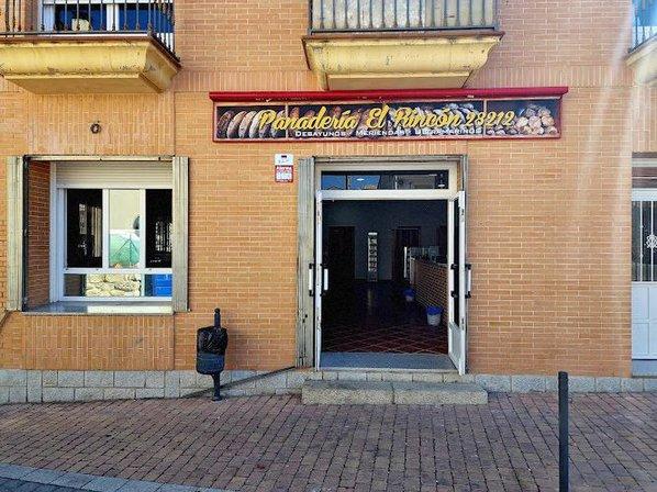 Panadería Cafetería El Rincón 28212