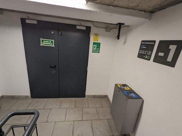 Amazon Locker - burcet