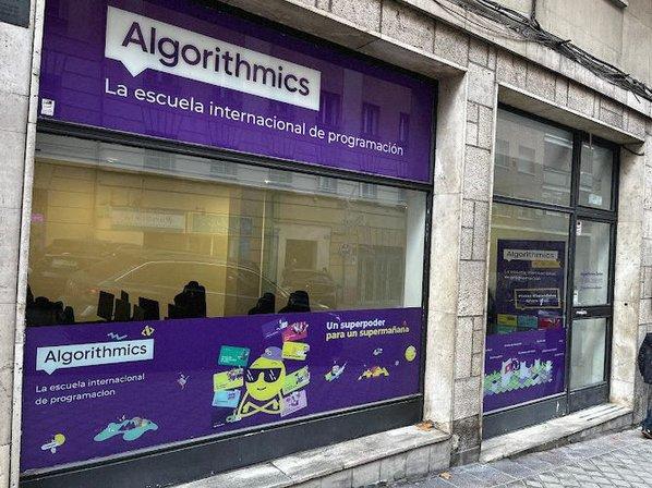 Algorithmics Retiro. Escuela de programación para niños/as y jóvenes de 6 a 18 años