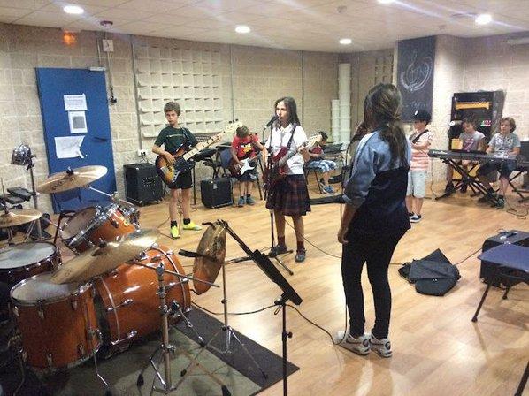TAF - Escuela Oficial de Música Moderna