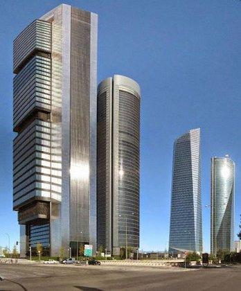 GESTORIA CAÑIBANO (entre PLAZA CASTILLA Y CHAMARTÍN)