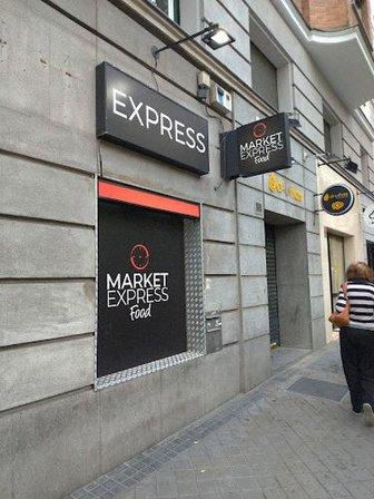 Market Express Food Ríos Rosas