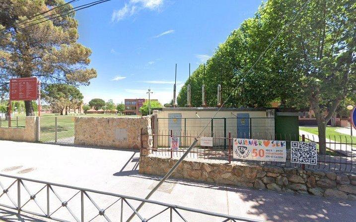 Residencia SEK El Castillo - Acceso peatonal