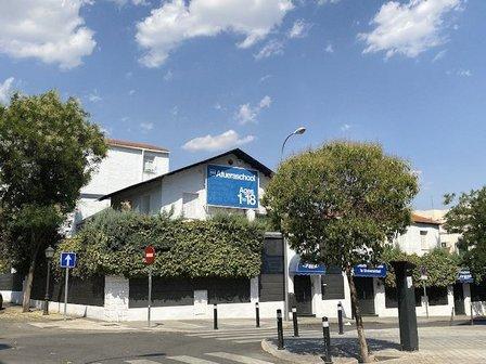Colegio Afuera