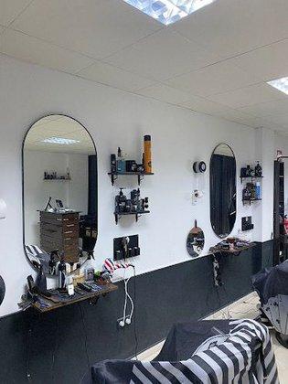 Academia Americana de Barberia Madrid