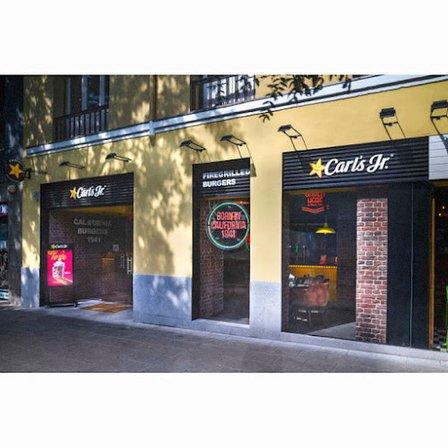 Carl's Jr