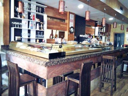 Cafeteria Restaurante La Paloma, مطعم الحمامة