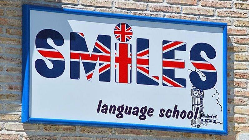 Smiles Language School