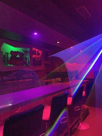 Disco Pub Crossover El Beso