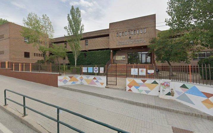 Colegio cooperativa Alcázar de segovia