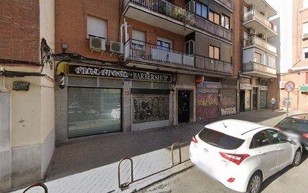 Middle Town Local Disponible