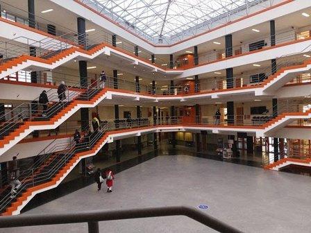 UCM Faculty of Economics and Business
