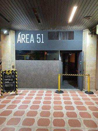 Área 51 Bar de copas