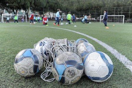 Escuela Municipal de fútbol IDB Torrespaña gestionada por el Club deportivo Escuela Breogán