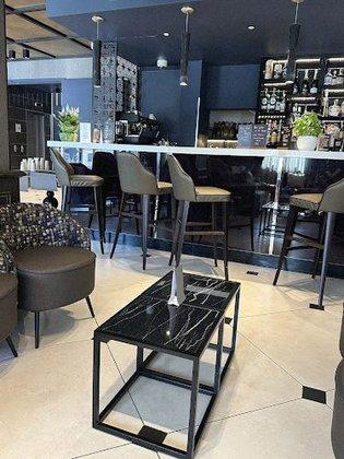 COCKTAILINNOVA ESTACIONES BARRAS MESAS PREPARACION COCTELERIA FABRICACION INSTALACION MOBILIARIO UTENSILIOS ACCESORIOS COCKTAIL