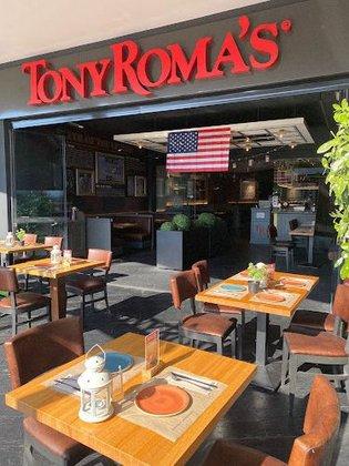 Tony Roma's
