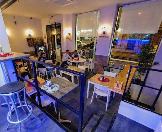 BAR RESTAURANT CAPRICHOS JJ