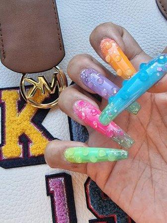 Academia de Uñas Nerzi Art
