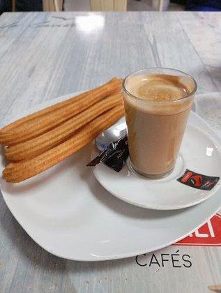 La Gaviota Churrería Chocolatería Asador de Pollos
