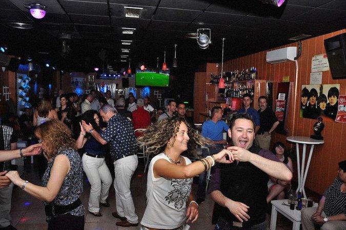 ERNESTO´S PUB VIEJA BANDA