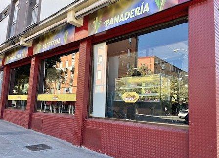 Sabor Valluno, Restaurante y panadería Colombiana