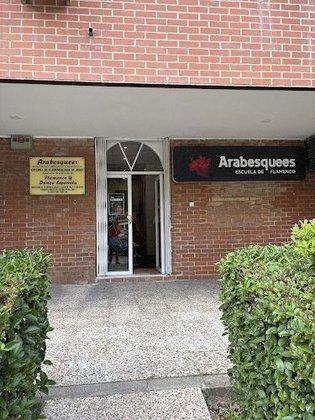 ESCUELA DE FLAMENCO ARABESQUEES