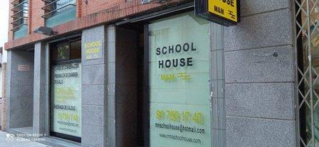 SCHOOL HOUSE M&M