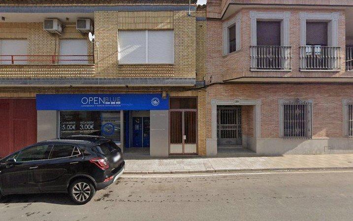 Amazon Locker - almagro