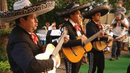 MARIACHIS MADRID MONUMENTAL