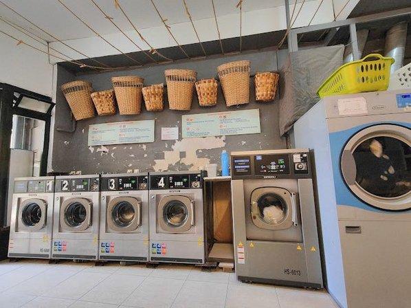 launderette Cervantes