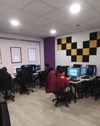 Algorithmics Alcorcón. Escuela de programación para niños/as y jóvenes de 5 a 18 años