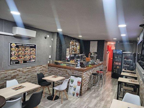 Speedy Eats Kebab Bar y Cafeteria