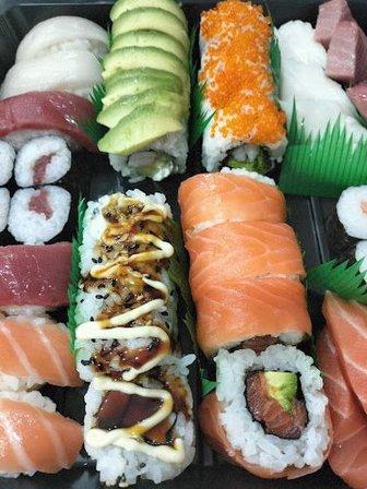 Mikan Sushi