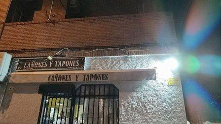 Bar CAÑONES Y TAPONES