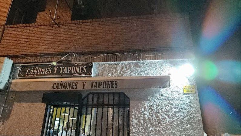 Bar CAÑONES Y TAPONES