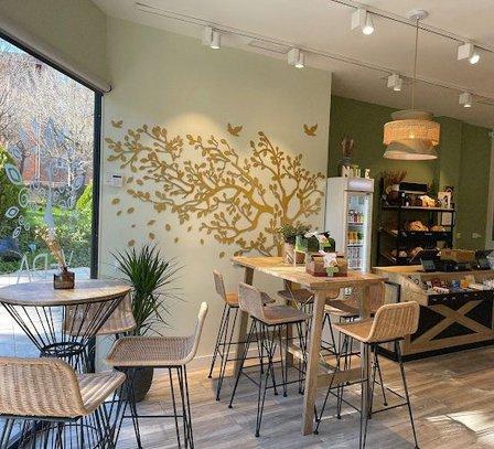 Veda Organic - Specialty Coffee & Brunch - Arturo Soria