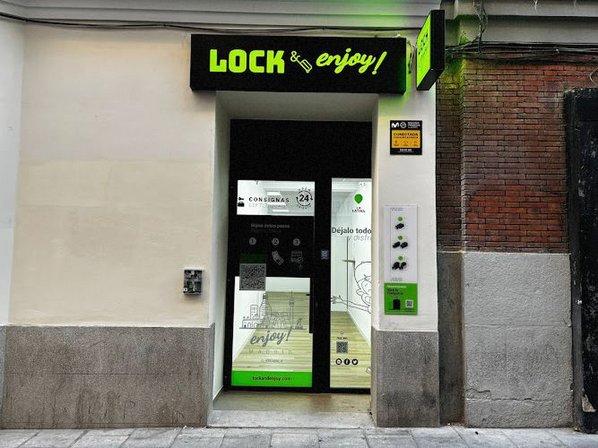 LOCK & enjoy! | Luggage Storage in La Latina