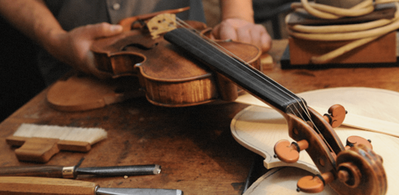 Leo Salazar Luthier Madrid